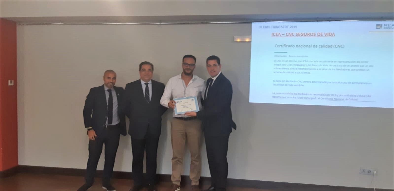 Nuestras agencias en Salvaterra y Ponteareas hemos recibido el Certificado Nacional de Calidad - Imagen 1